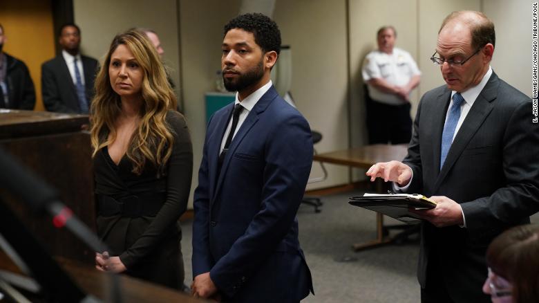 Jussie+Smollet+appears+at+a+hearing+for+judge+assignment+with+his+attorney+Tina+Glandian%2C+left%2C+at+Leighton+Criminal+Court+Building%2C+Thursday%2C+March+14%2C+2019.+%28E.+Jason+Wambsgans%2FPool%2FChicago+Tribune%29