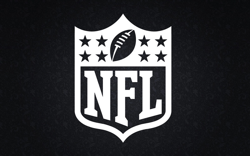 2009 NFL Black Logo by RMTip21 is licensed under CC BY-SA 2.0.